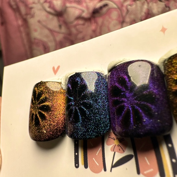 Floral Galaxy~ Gel Nails ~ Set Of 22 - Picture 2 of 12